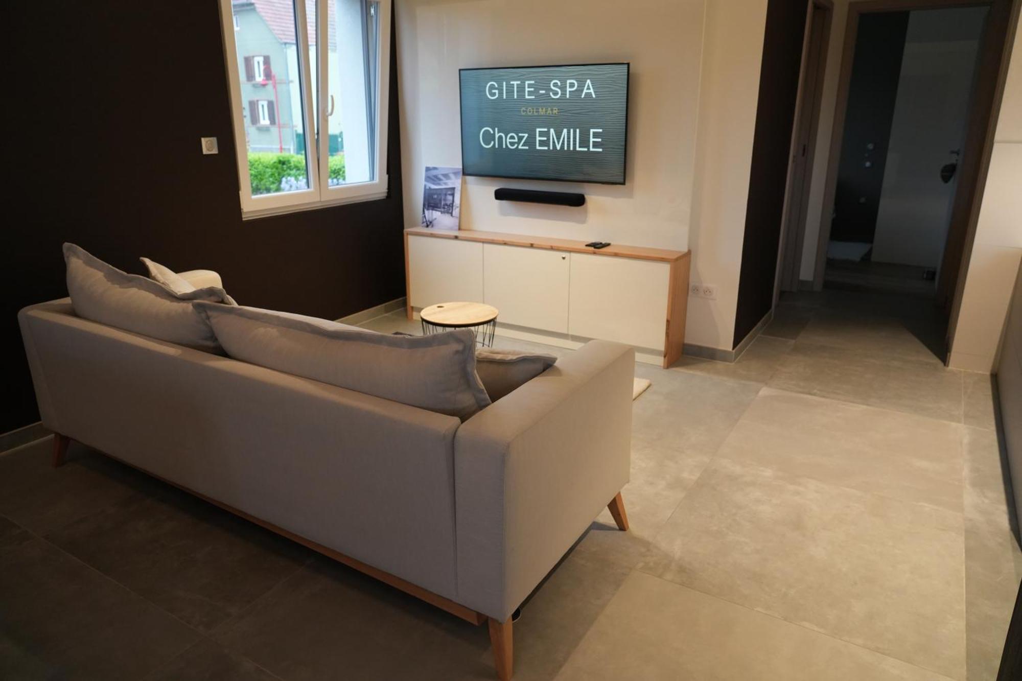 Gite Spa L'Atelier Emile - Spa Privatif - 5 Min Colmar Sainte-Croix-en-Plaine Quarto foto